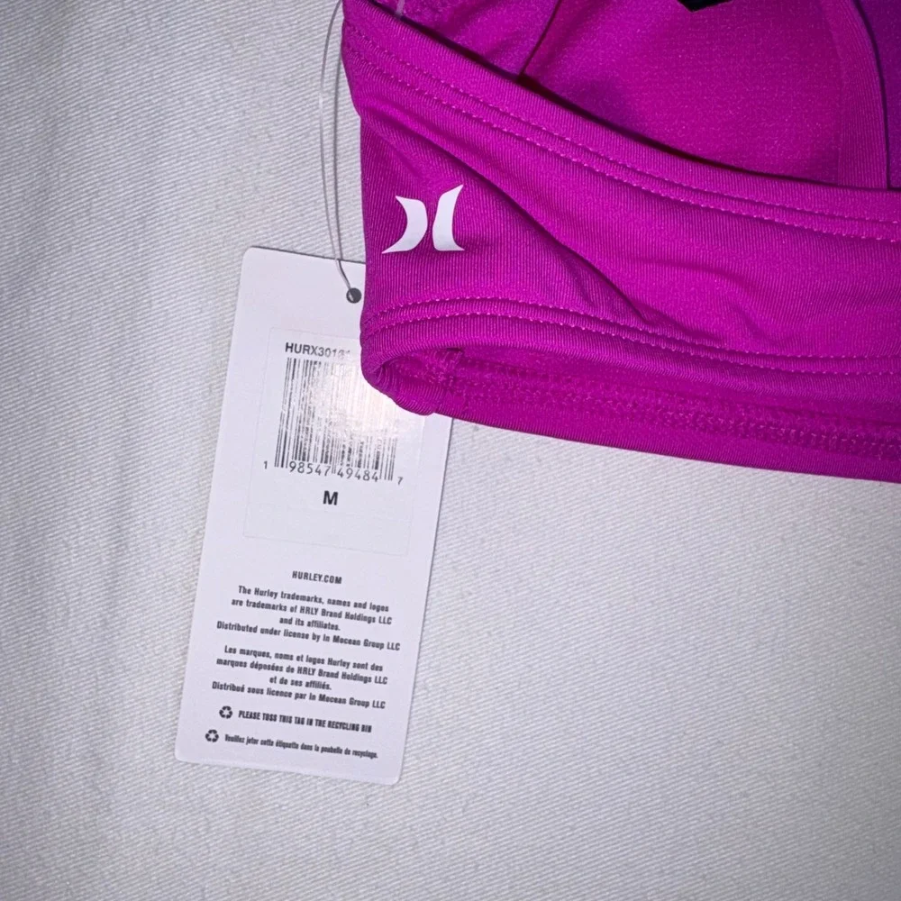 Hurley Bikini Top Size Medium Purple NEW Ruched Straps Scoop Neck Swim HURX30161